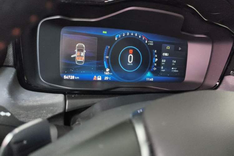 Used Lynk & Co 03 2019 2.0TD Automatic Jing Pro Edition Odometer Close Up