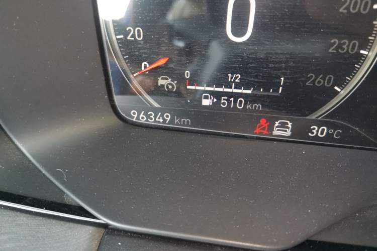 Used Lynk & Co 03 2019 2.0TD Automatic Jing Pro Edition Odometer Close Up
