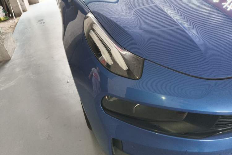Used Lynk & Co 03 2019 2.0TD Automatic Jing Pro Edition Right Front Headlight
