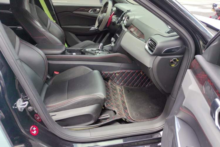Used Lynk & Co 03 2019 1.5TD DCT Sport Edition China VI Standard Right Front Seat