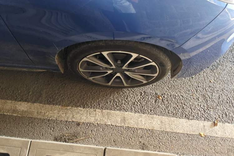 Used Lynk & Co 03 2019 1.5TD DCT Sport Edition China VI Standard Right Front Wheel Hub