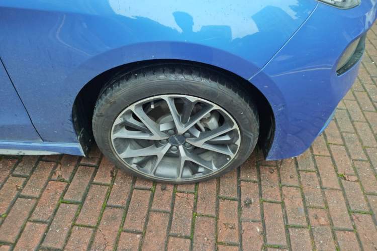 Used Lynk & Co 03 2019 1.5TD DCT JingPro Edition China VI Standard Right Front Wheel Hub