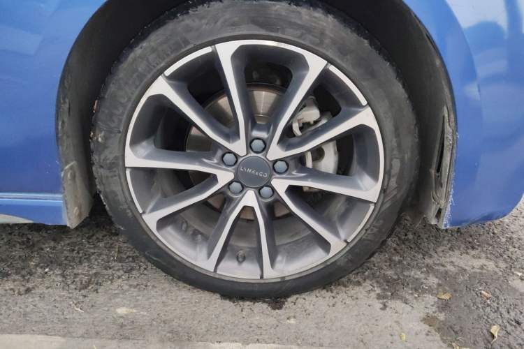 Used Lynk & Co 03 2019 1.5TD DCT Sport Edition China VI Standard Right Front Wheel Hub