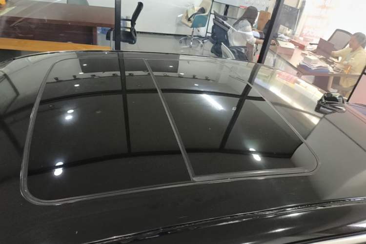 Used Lynk & Co 03 2019 2.0TD Automatic Jing Pro Edition Roof