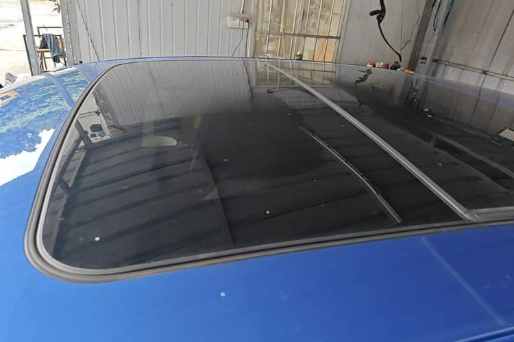 Used Lynk & Co 03 2019 2.0TD Automatic Jing Pro Edition Roof