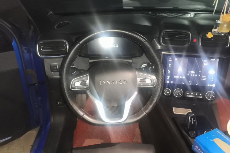 Used Lynk & Co 03 2019 1.5TD DCT JingPro Edition China VI Standard Steering Wheel