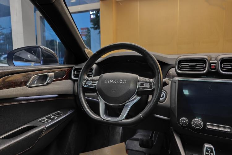 Used Lynk & Co 03 2019 1.5TD DCT JingPro Edition China VI Standard Steering Wheel