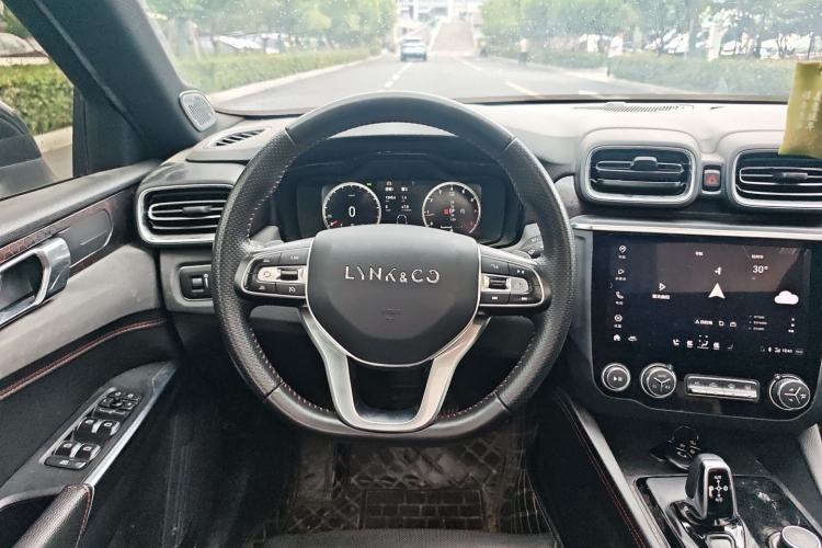 Used Lynk & Co 03 2019 2.0TD Automatic Jing Pro Edition Steering Wheel