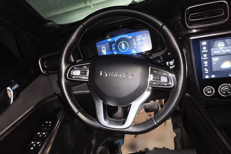 Used Lynk & Co 03 2019 1.5TD DCT JingPro Edition China VI Standard Steering Wheel