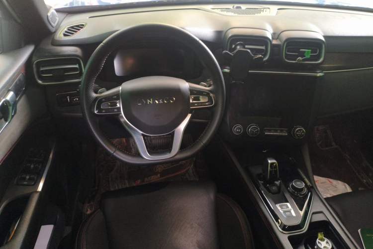 Used Lynk & Co 03 2019 1.5TD DCT JingPro Edition China VI Standard Steering Wheel