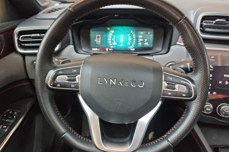 Used Lynk & Co 03 2019 1.5TD DCT JingPro Edition China VI Standard Steering Wheel
