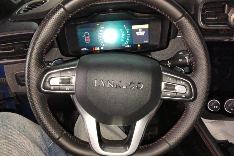 Used Lynk & Co 03 2019 1.5TD DCT JingPro Edition China VI Standard Steering Wheel