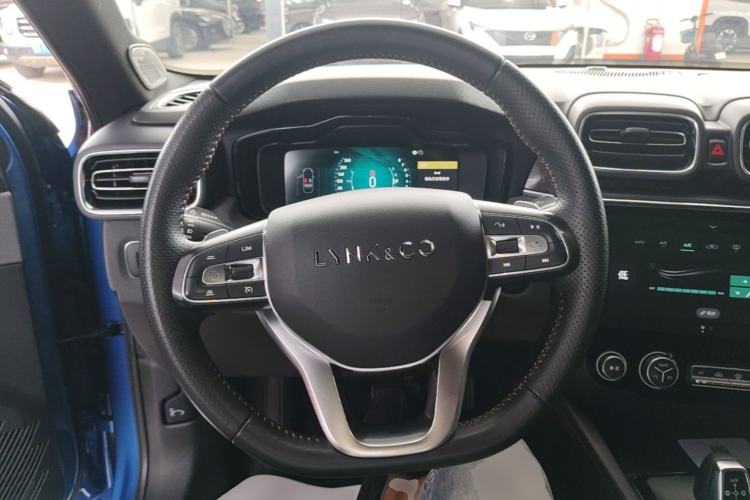 Used Lynk & Co 03 2019 2.0TD Automatic Jing Pro Edition Steering Wheel
