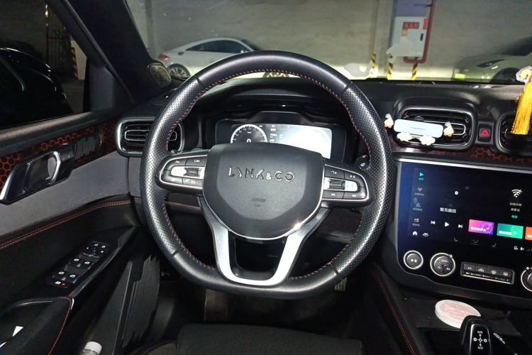 Used Lynk & Co 03 2019 1.5TD DCT JingPro Edition China VI Standard Steering Wheel
