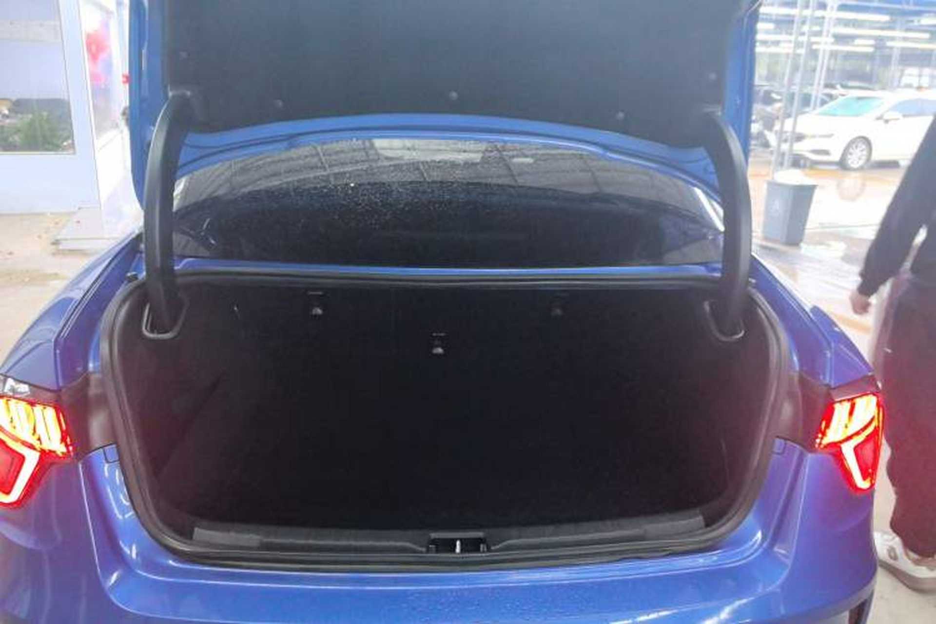 Used Lynk & Co 03 2019 1.5TD DCT JingPro Edition China VI Standard Trunk