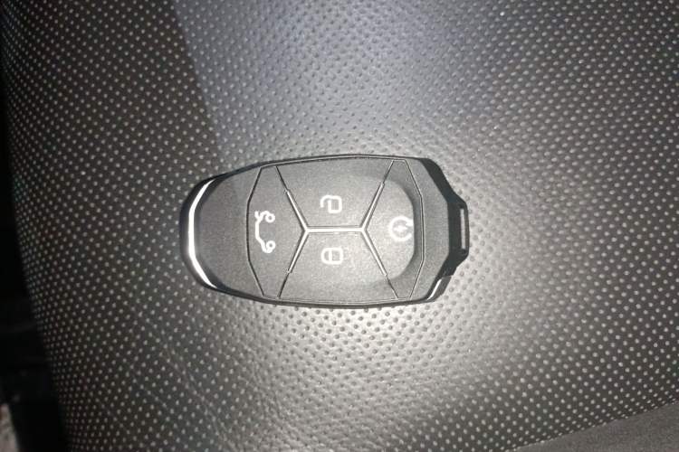 Used Lynk & Co 03 2019 1.5TD DCT Sport Edition China VI Standard Vehicle Key