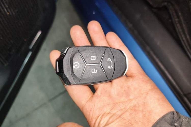 Used Lynk & Co 03 2019 2.0TD Automatic Jing Pro Edition Vehicle Key