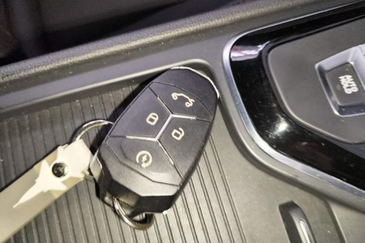 Used Lynk & Co 03 2019 2.0TD Automatic Jing Pro Edition Vehicle Key