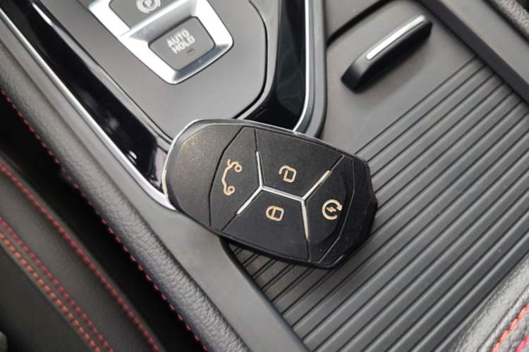 Used Lynk & Co 03 2019 2.0TD Automatic Jing Pro Edition Vehicle Key
