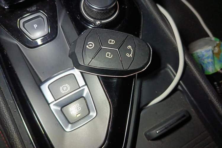 Used Lynk & Co 03 2019 1.5TD DCT JingPro Edition China VI Standard Vehicle Key