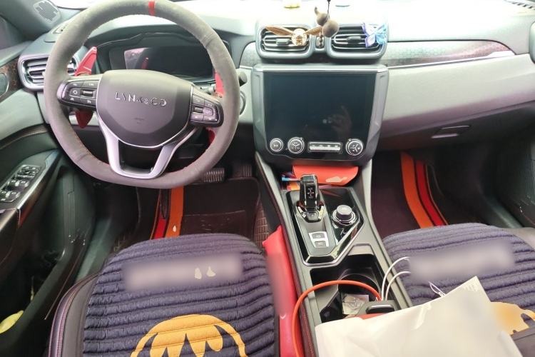 Used Lynk & Co 03 2019 1.5TD DCT Sport Edition China VI Standard Center Console