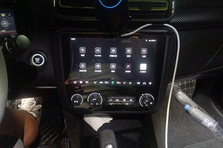 Used Lynk & Co 03 2019 03+ 2.0TD Automatic Wind-Chasing Edition Audio And AC Panel