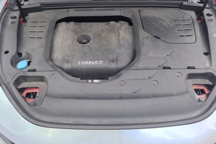 Used Lynk & Co 03 2019 2.0TD Automatic Jing Pro Edition Engine Bay