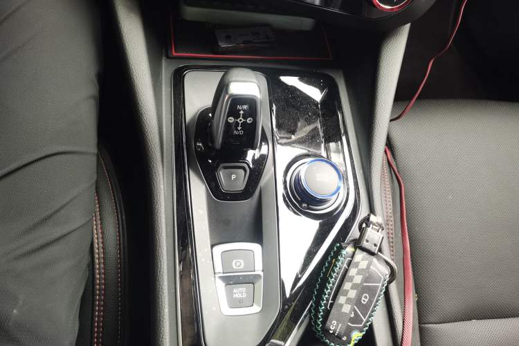 Used Lynk & Co 03 2019 2.0TD Automatic Jing Pro Edition Gear Lever