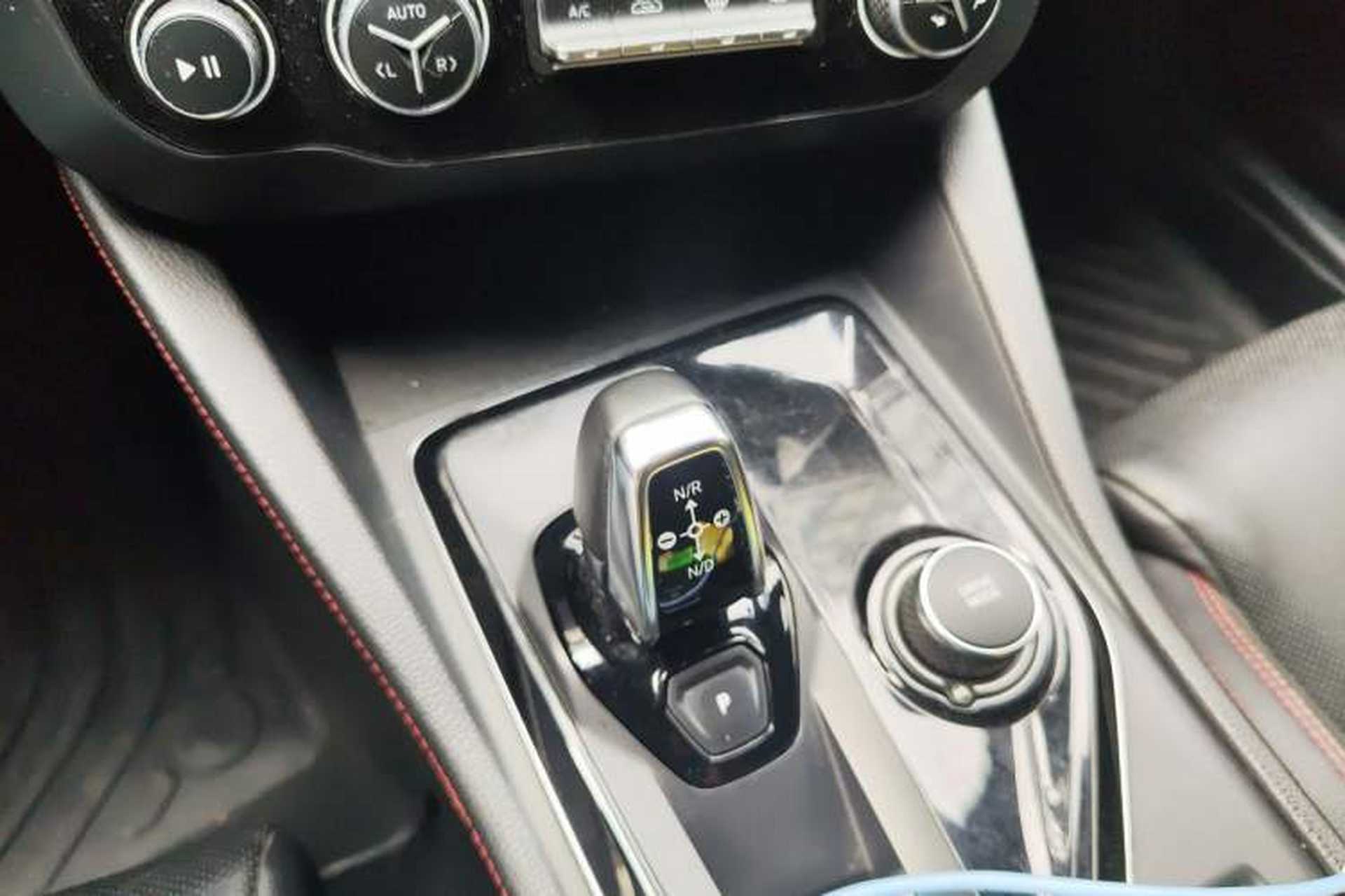 Used Lynk & Co 03 2019 2.0TD Automatic Jing Pro Edition Gear Lever