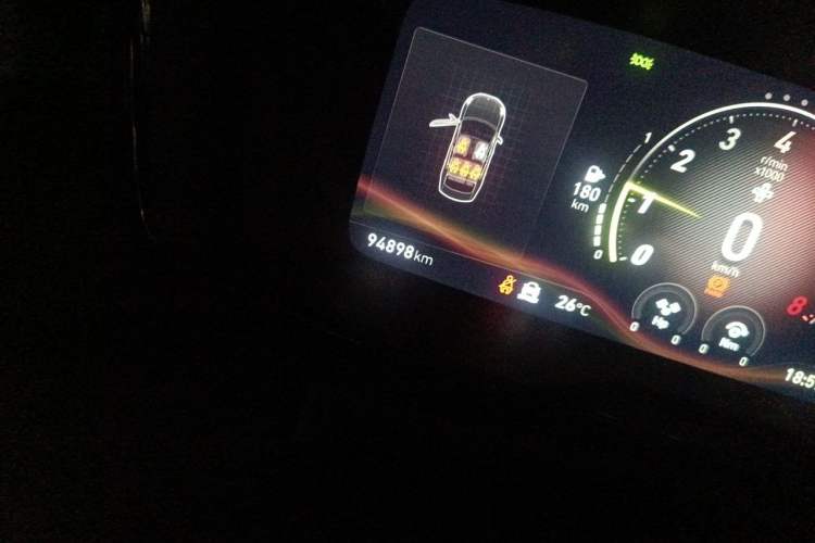 Used Lynk & Co 03 2019 03+ 2.0TD Automatic Wind-Chasing Edition Odometer Close Up