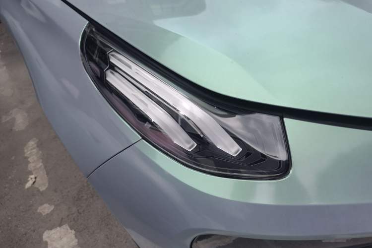 Used Lynk & Co 03 2019 2.0TD Automatic Jing Pro Edition Right Front Headlight