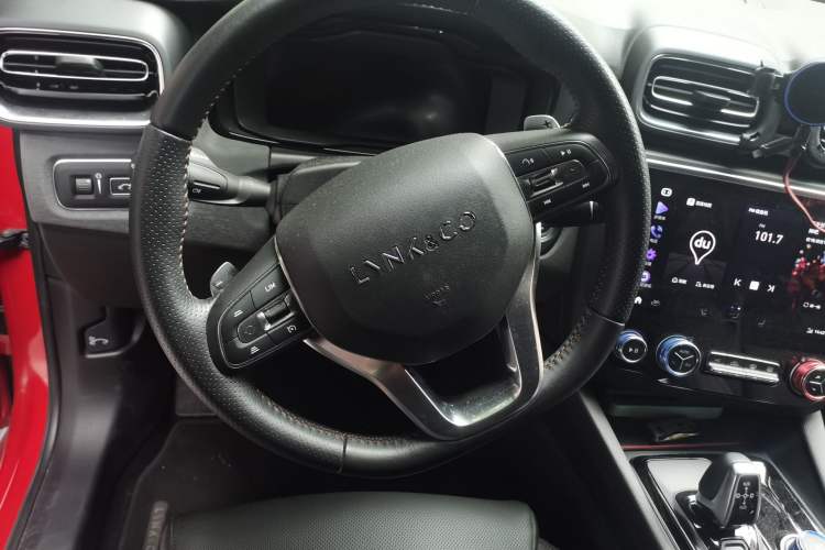 Used Lynk & Co 03 2019 2.0TD Automatic Jing Pro Edition Steering Wheel