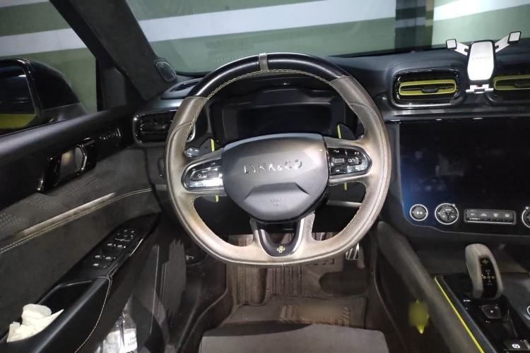 Used Lynk & Co 03 2019 03+ 2.0TD Automatic Wind-Chasing Edition Steering Wheel