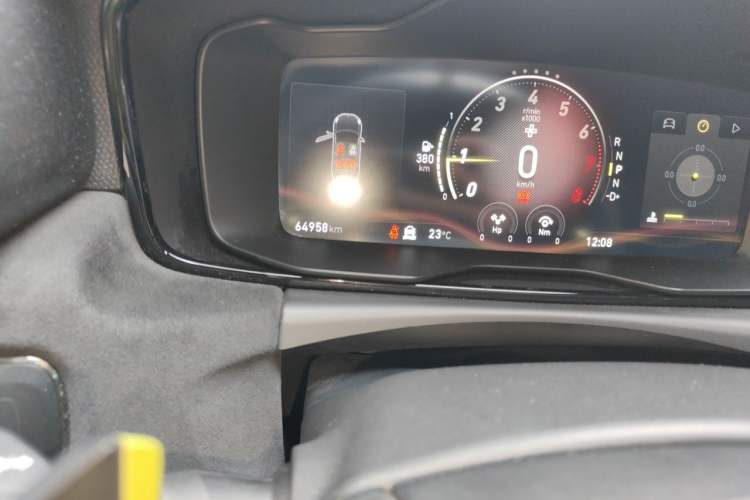 Used Lynk & Co 03 2019 03+ 2.0TD Automatic Wind-Chasing Edition Odometer Close Up