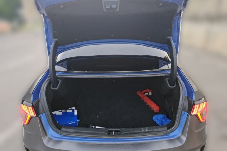 Used Lynk & Co 03 2019 1.5TD DCT JingPro Edition China VI Standard Trunk