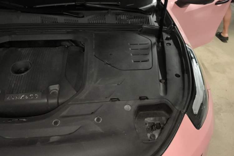 Used Lynk & Co 03 2019 2.0TD Automatic Jing Pro Edition Engine Bay Left