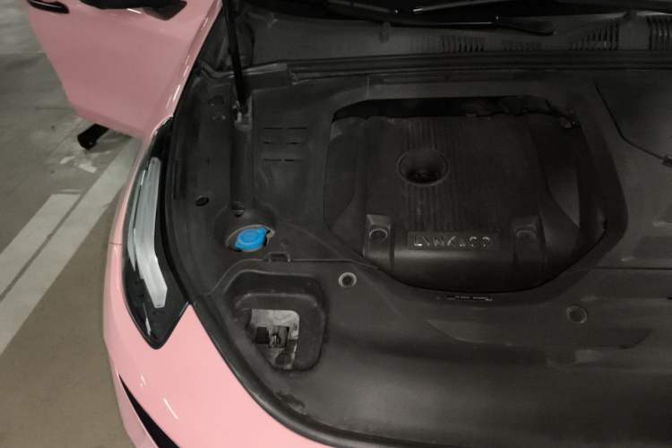 Used Lynk & Co 03 2019 2.0TD Automatic Jing Pro Edition Engine Bay Right