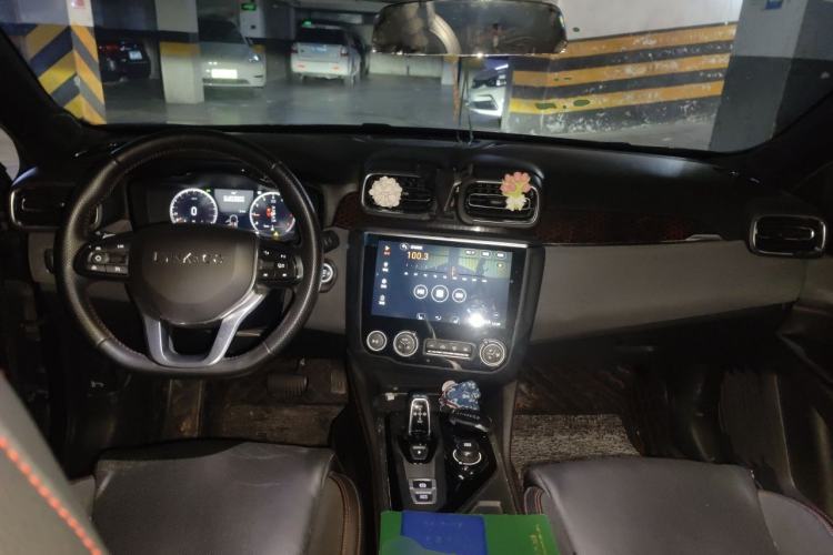 Used Lynk & Co 03 2019 1.5TD DCT Sport Edition China VI Standard Center Console