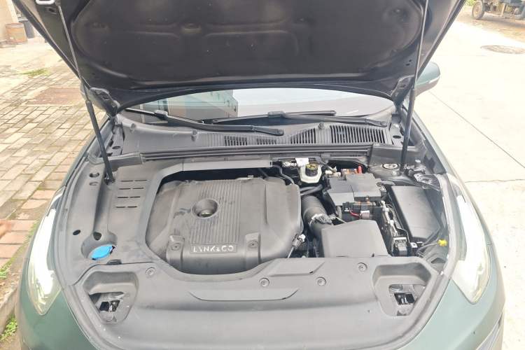 Used Lynk & Co 03 2019 2.0TD Automatic Jing Pro Edition Engine Bay