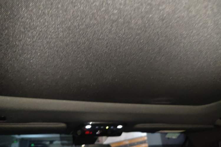 Used Lynk & Co 03 2019 1.5TD DCT Sport Edition China VI Standard Headliner
