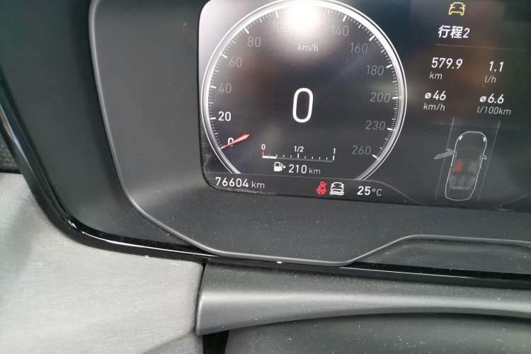 Used Lynk & Co 03 2019 1.5TD DCT JingPro Edition China VI Standard Odometer Close Up