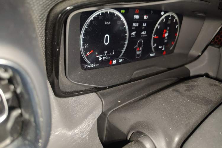 Used Lynk & Co 03 2019 1.5TD DCT Sport Edition China VI Standard Odometer Close Up