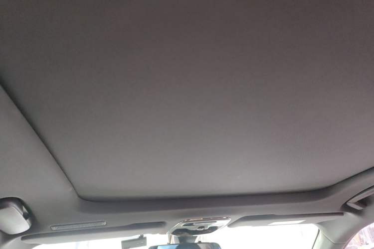 Used Lynk & Co 03 2019 1.5TD DCT Sport Edition China VI Standard Headliner