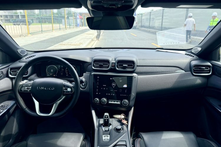Used Lynk & Co 03 2019 2.0TD Automatic Jing Pro Edition Interior 1