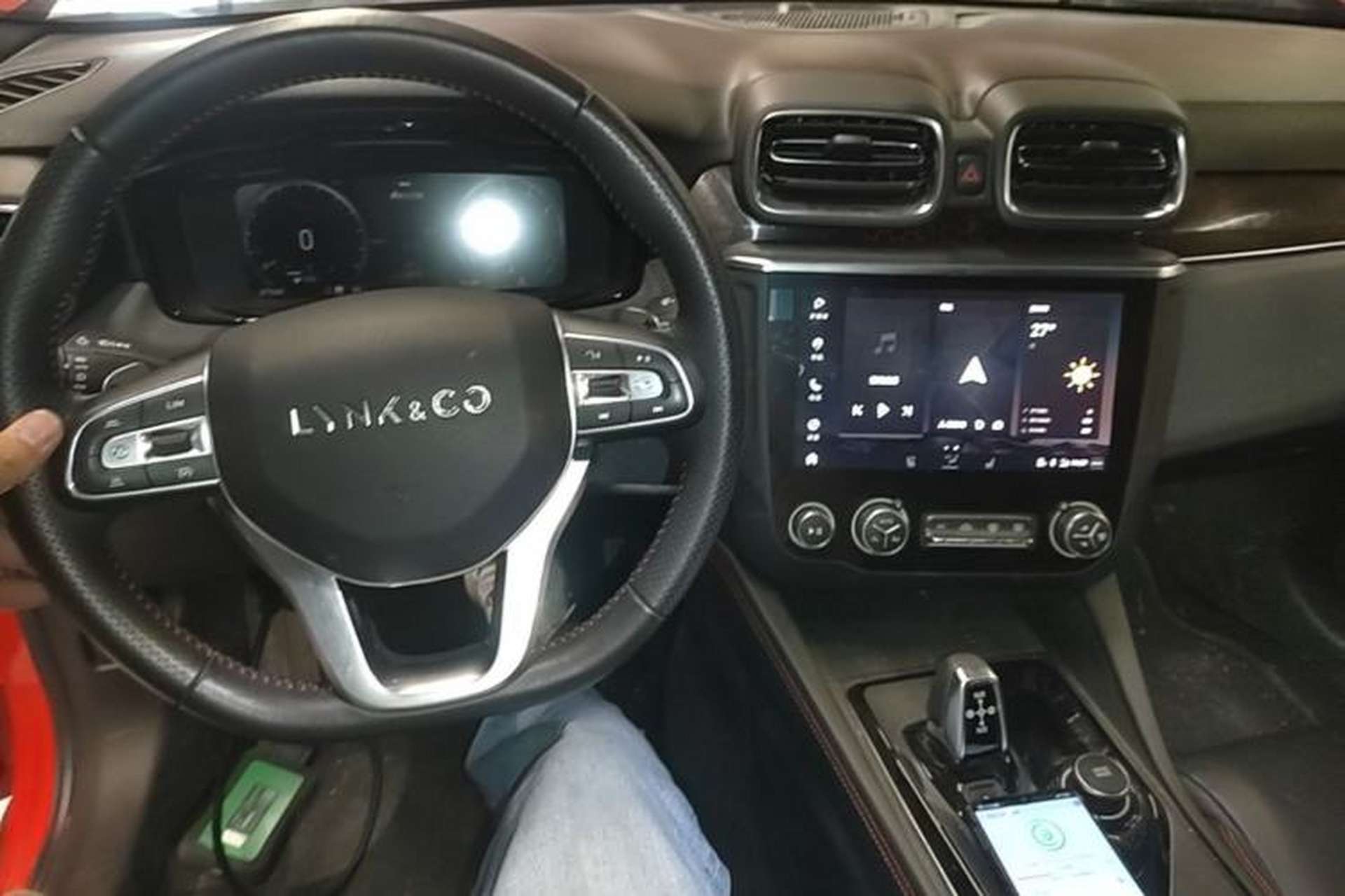 Used Lynk & Co 03 2019 2.0TD Automatic Jing Pro Edition Center Console