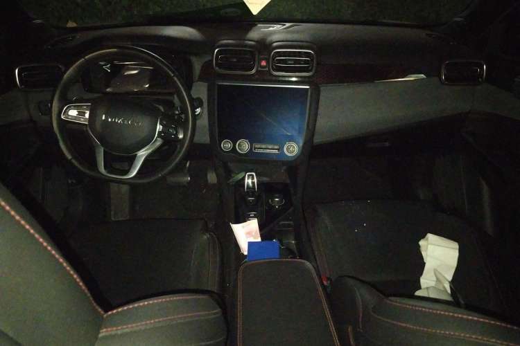 Used Lynk & Co 03 2019 1.5TD DCT JingPro Edition China VI Standard Center Console