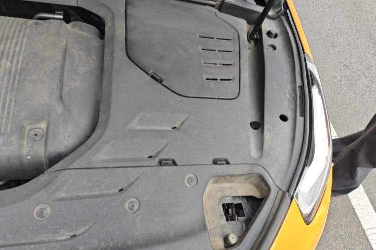 Used Lynk & Co 03 2019 2.0TD Automatic Jing Pro Edition Engine Bay Left