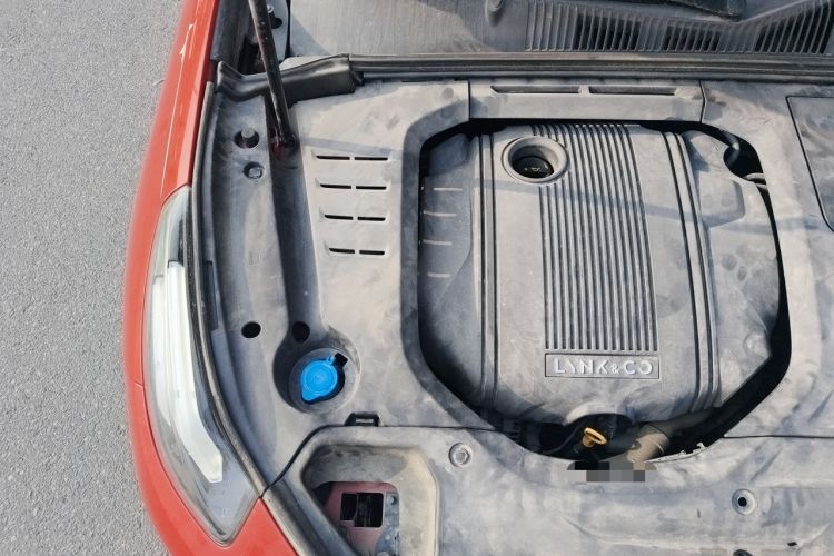 Used Lynk & Co 03 2019 1.5TD DCT JingPro Edition China VI Standard Engine Bay Right