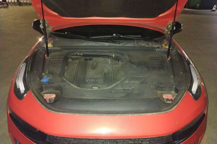 Used Lynk & Co 03 2019 1.5TD DCT JingPro Edition China VI Standard Engine Bay