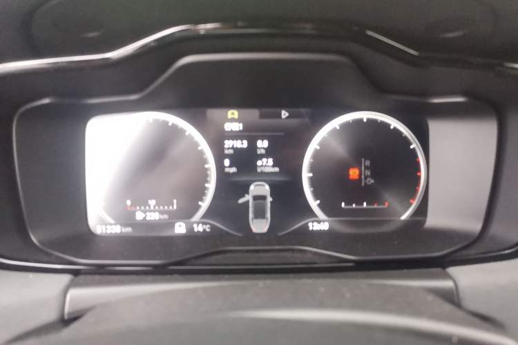 Used Lynk & Co 03 2019 1.5TD DCT JingPro Edition China VI Standard Instrument Cluster